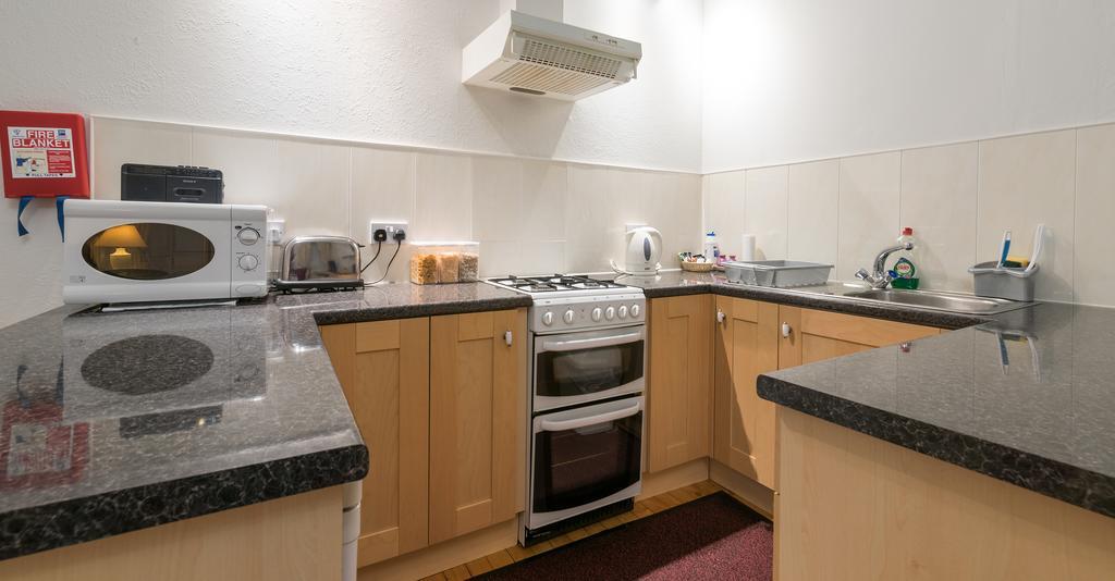 The Kelvin Hotel West End Glasgow Esterno foto